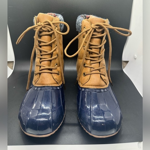 JustFab blue and brown duck boots ~ size 7 - Picture 2 of 7